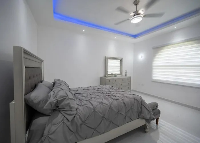 Summer Shades At Legacy * Montego Bay